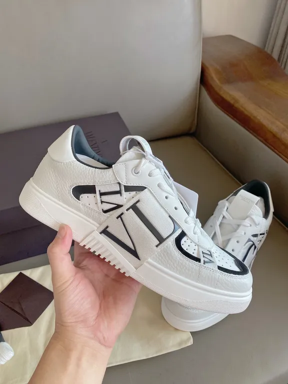 Valentino Shoe 